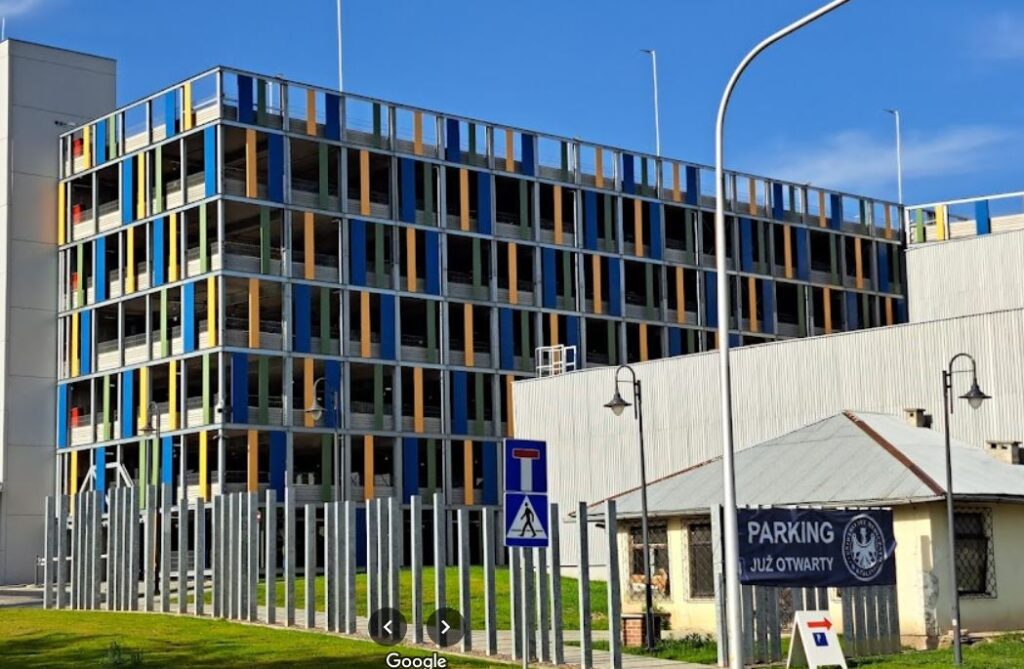 Zdjęcie budynku Uniwersytetu Medycznego